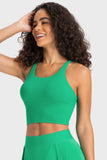 Stylish women's crisscross activewear sports bra