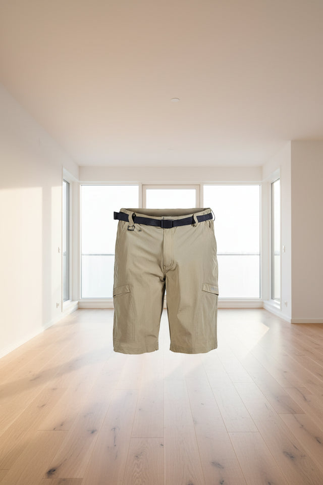 Men's everyday cargo shorts with relaxed styling