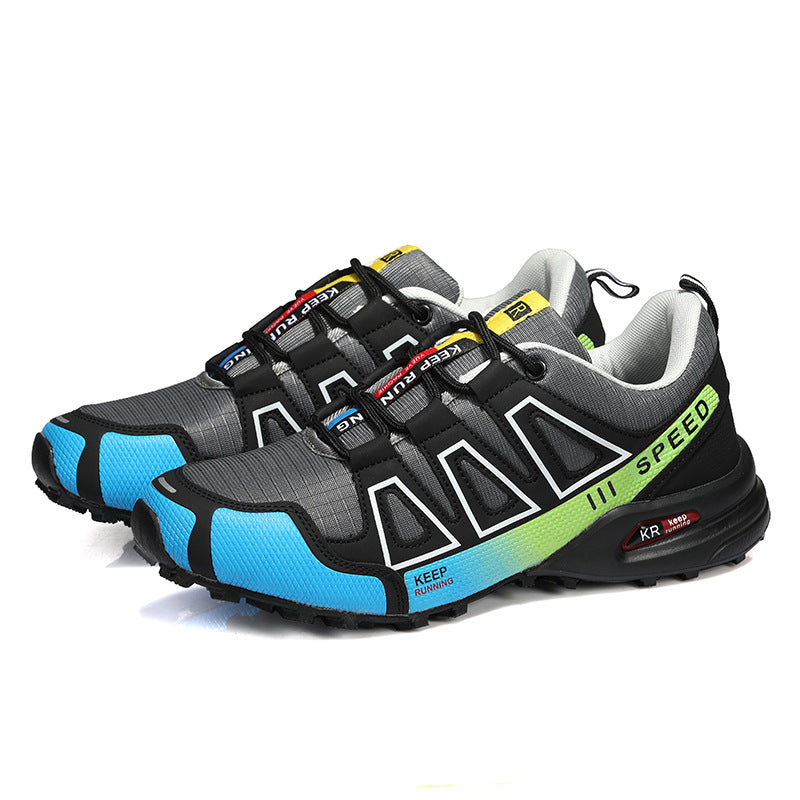 Lightweight men's trekking shoes