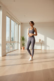 Women's athleisure leggings outfit