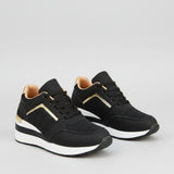 Comfortable mesh walking sneakers for women