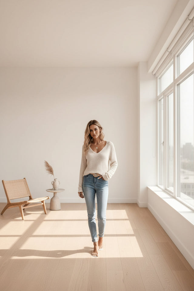 Women's long sleeve V-neck lace top