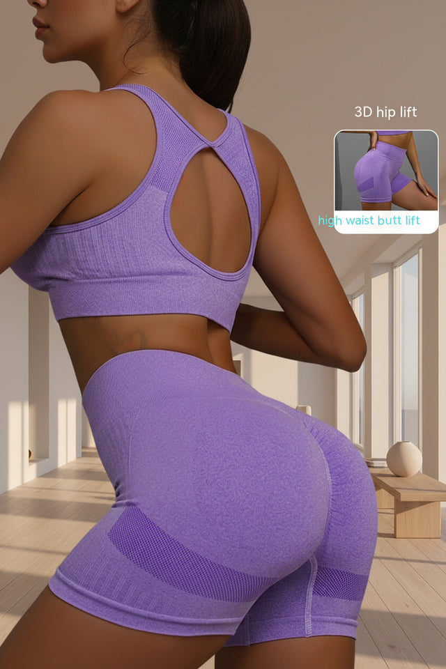 Women's two-piece gym activewear outfit